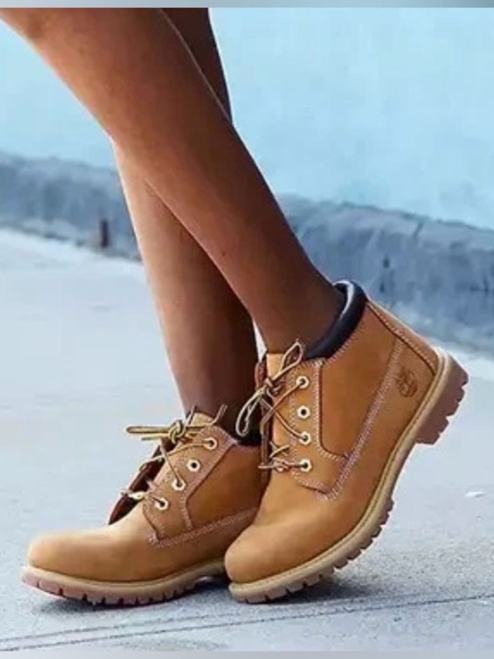 Timberland Boot Nellie Waterproof Chukka Lace Up 8, Fits 8.5 Women’s